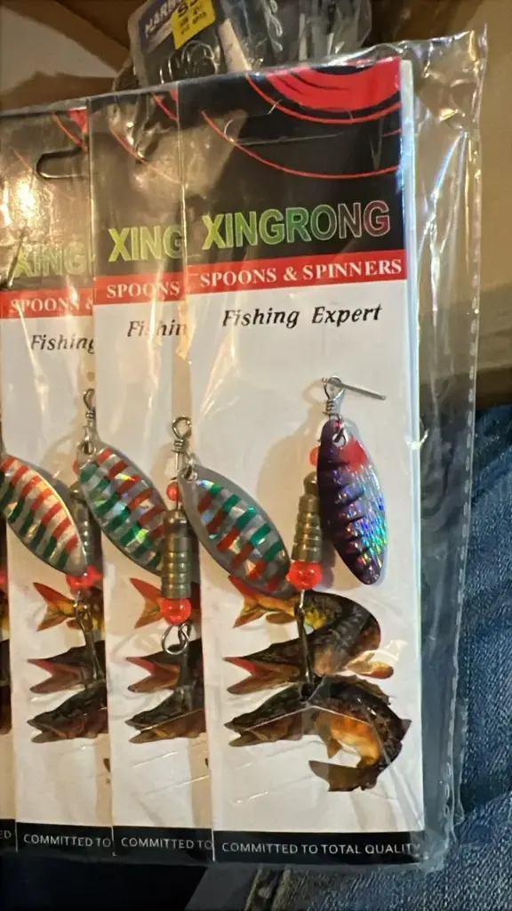 Xingrong Spoons & Spinners Fishing Lure Kit