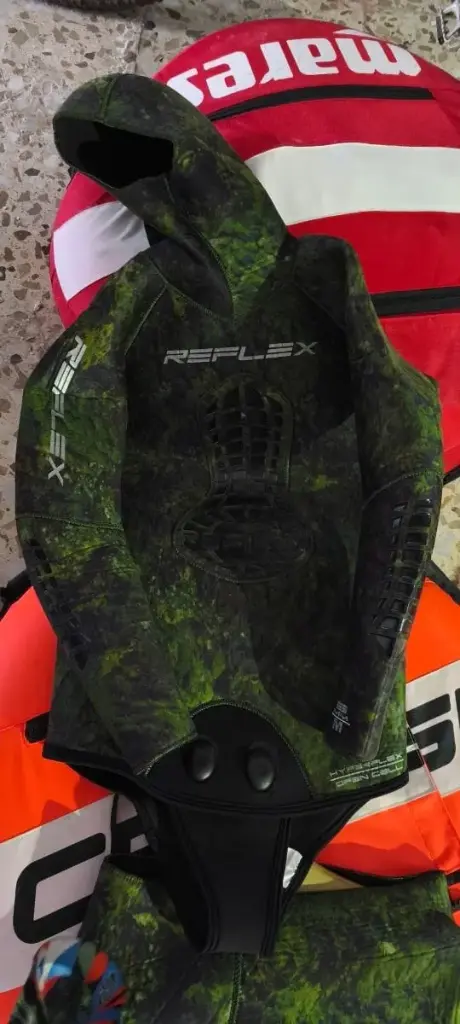 Reflex Diving Suit